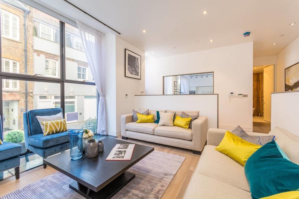 Urban Chic - Chiltern&baker Apartment London