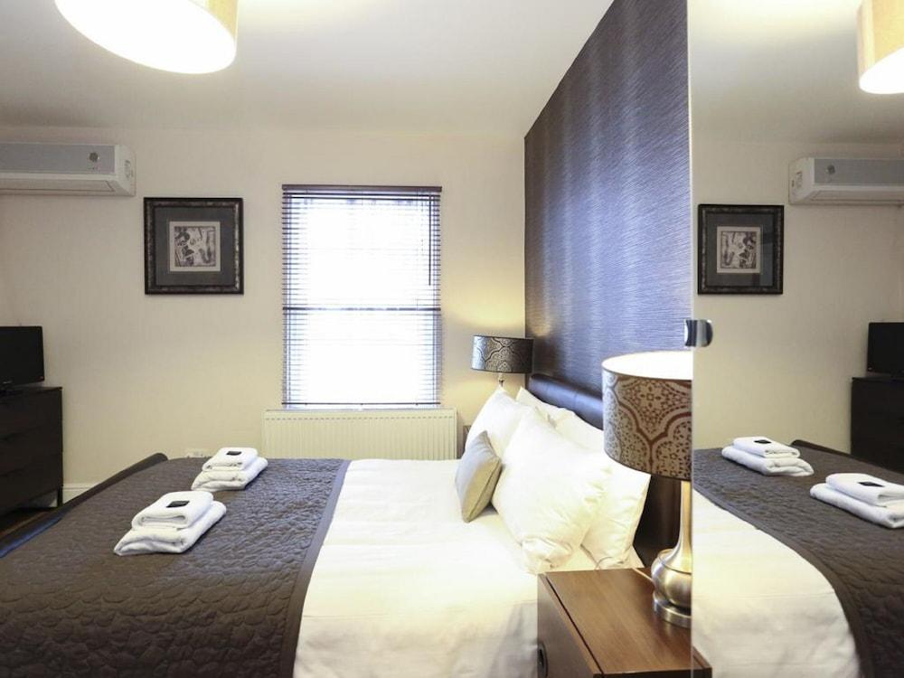 Apartment Aviva Studios London