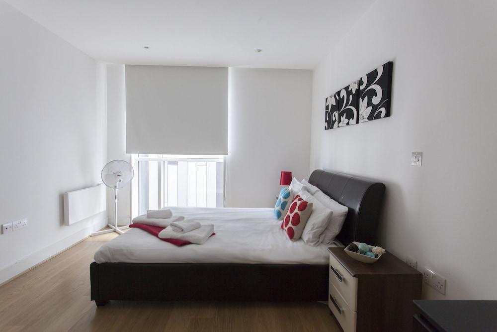 Times Square Serviced 4* Londen