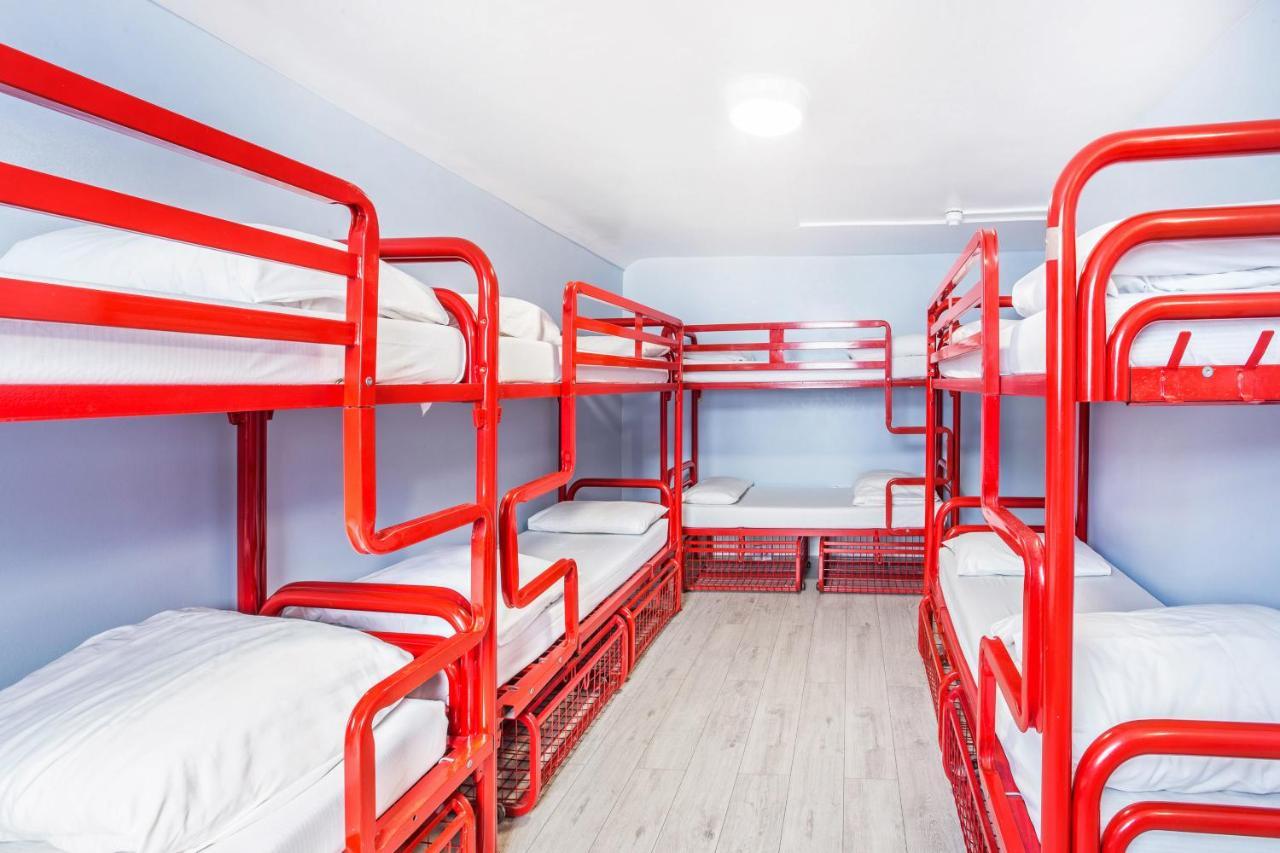 Hostel Astor Victoria London