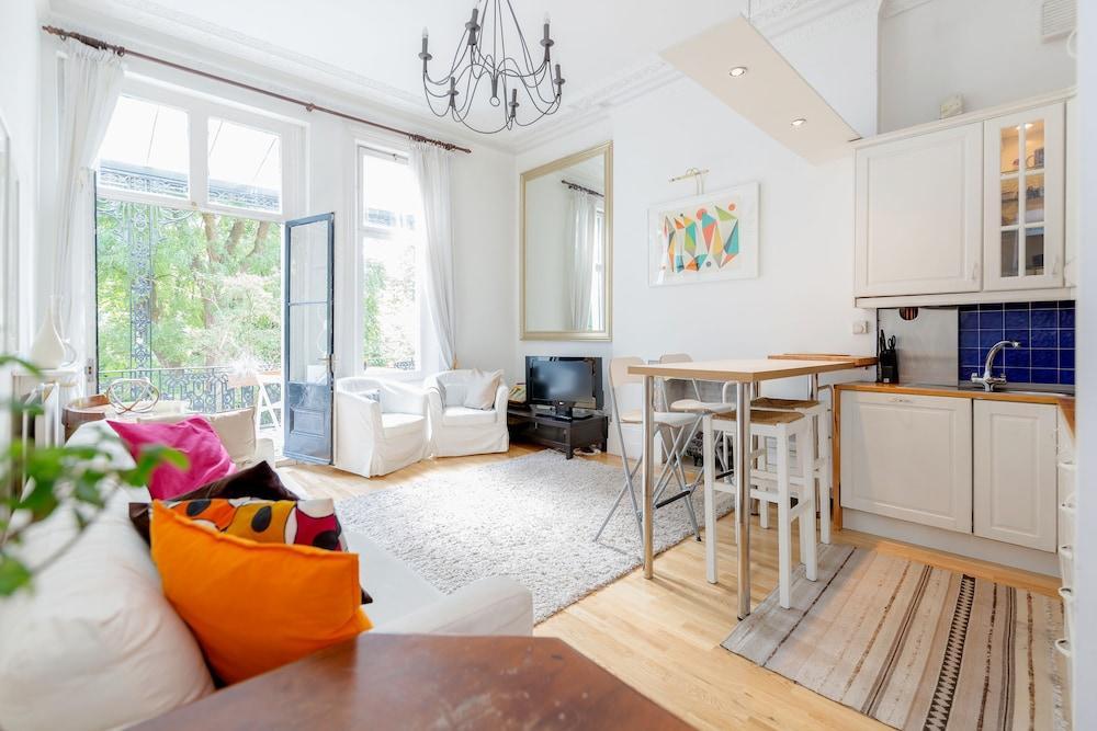 Philbeach Balcony- 2bed Flat In Earls Ct Hotel
