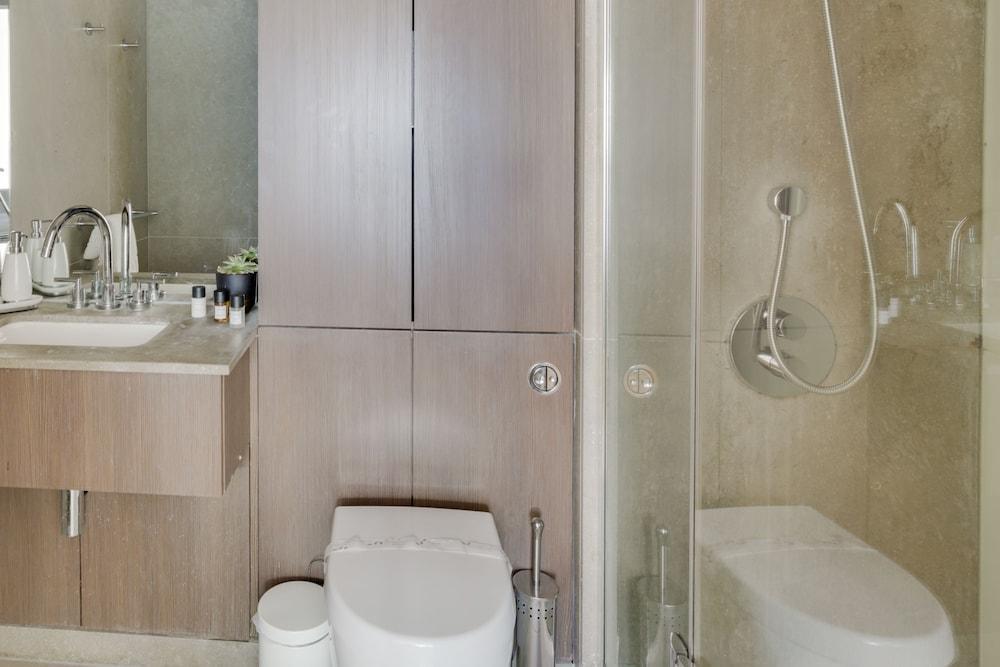 St. Georges Wharf Serviced Apartments By Thesqua.Re 4* Londen
