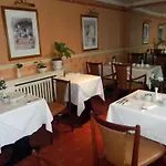 Maranton House Hotel