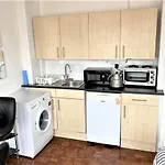 Bright & Modern Studio Flat In Paddington - Zone 1