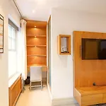 Luxury Massive Townhouse By Harrods