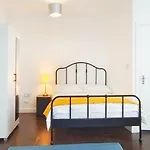 Acacia Flat 189 In Wembley