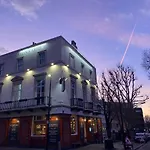 The Waterman\'S Arms
