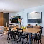 The Aurora\'S Nest - Lovely 3Bdr With Balcony And Study Room