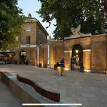 Elegant Apartment In The Heart Of Chelsea