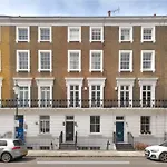 Elegant Apartment In The Heart Of Chelsea