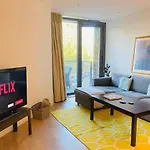 Spacious Two Bedroom Apartment In Balham