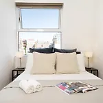 Best Location Oxford Str, Soho 2 Bedr, 3 Beds, 2 Bath