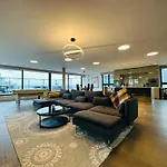 Canary Wharf & O2 Penthouse