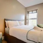 Luxury London Garden Flat