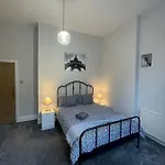 Pretty Flat 2 Double Rooms