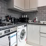 Conen Chert Apartment