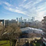 Stunning Duplex Near Canary Wharf & O2 & City Views