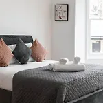 Trendy East London Flat Bro1