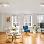 Mulberry Flat 5 - One bedroom 3rd floor