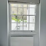Londwell, Luxe And Leaves, Chelsea Flat With Private Garden