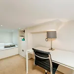 Charm Studio In Notting Hill