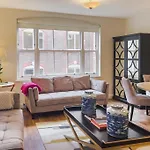 Covent Garden Haven - 2 Bedrooms. 2 Bathrooms