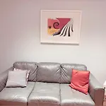 South Kensington Apartment