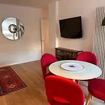 Midtown London Apartment