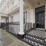 Luxury 3 Bedroom Flat In Maida Vale