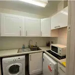 Comfy Private Bedrooms Near Euston Station, Central London