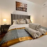 Luxury London Apartment In Prime Location
