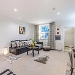 Modern South Kensington Apartment