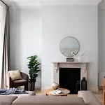 Gulaid House Knightsbridge By Bob W London
