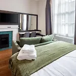 Notting Hill House