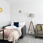 Camden 2Bd Flat At Rousden Street