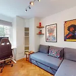 3 Bedroom Family Friendly Apartment In Hillcrest