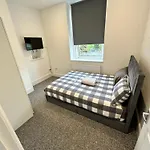 4 Bedroom House Upper Tulse Hill, London, Sw2 2Rp