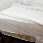 New Luxury Rooms In The Heart Of London Next To Shops, Cafes, Bars & Metro With Shared Bathrooms
