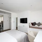 Stylish Fitzrovia Studios W1