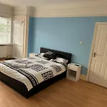 Dreamwell Flats