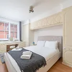 5 Star Kings Cross 2-Bed Apt For 5 Guests London