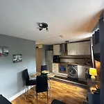 Lovely 2 Bedrooms Apartment