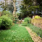 The Earl\'S Court Hideout - Lovely 4Bdr House With Garden