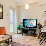 Lovely 1 Bedroom Flat In West Kensington Central London, Shepherd\'S Bush
