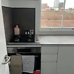 2 Bed Apartment In Central London On 3Rd Floor - Newly Refurbished - No Lift