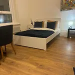 Zee Homes W6