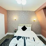 London Eye 3 Bedroom Apartment