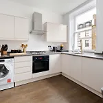 Modern 1Bedroom And 1Bath Harley Street Apartment
