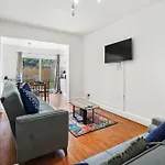 Charming London Apartment Durban Road