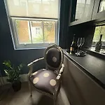 Luxury 4 Bedrooms 5 Baths 2 Receptions Family House With Garden Chelsea